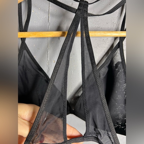 Free People FP Lace Bralette in Size Medium. - Picture 4 of 9